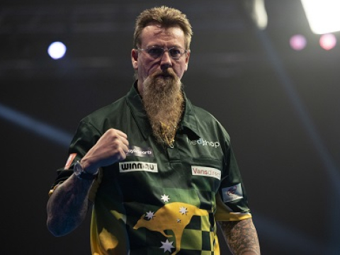 Simon Whitlock (Lawrence Lustig, PDC)