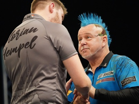 Florian Hempel & Peter Wright (DAZN)