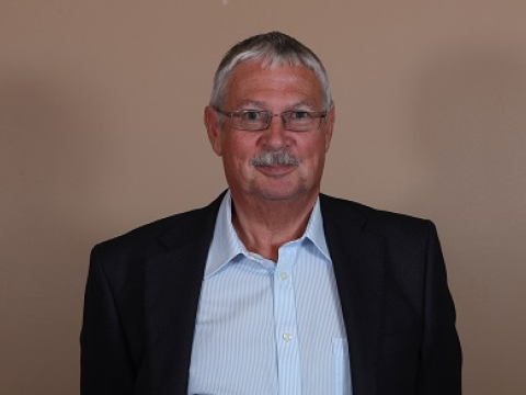 Bob Scott (Lawrence Lustig, PDC)
