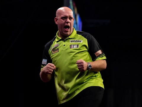 Michael van Gerwen (Steven Paston, PDC)