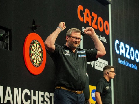 James Wade (Simon O'Connor, PDC)