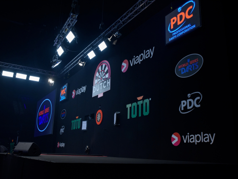 Dutch Darts Masters stage