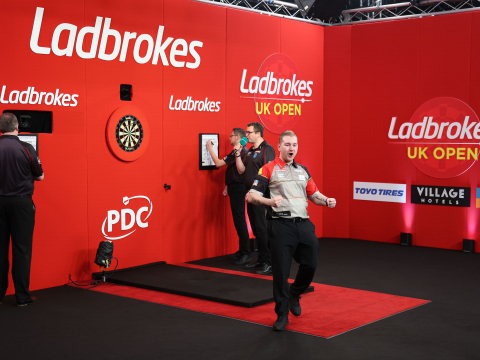 Dimitri Van den Bergh (PDC)