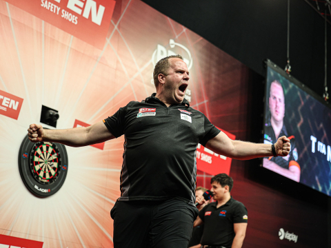 Dirk van Duijvenbode (PDC Europe)