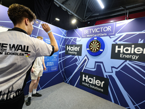 Haier (Jenny Segers, PDC)