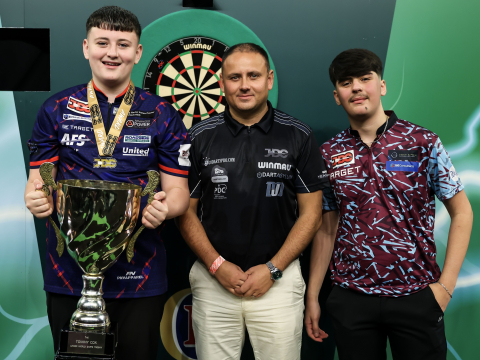 Mitchell Lawrie & Kaya Baysal with Steve Brown (Taylor Lanning, PDC)