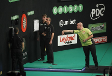 Michael van Gerwen - Unibet World Grand Prix (Lawrence Lustig, PDC)