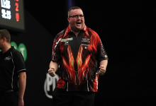 Stephen Bunting (Lawrence Lustig, PDC)