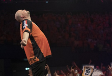 Raymond van Barneveld (Lawrence Lustig, PDC)