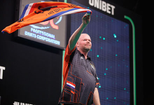 Raymond van Barneveld (Steve Welsh, PDC)