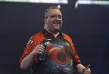 Stephen Bunting (Lawrence Lustig, PDC)