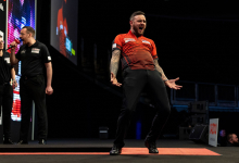 Joe Cullen celebrates after winning Night 15 at The O2